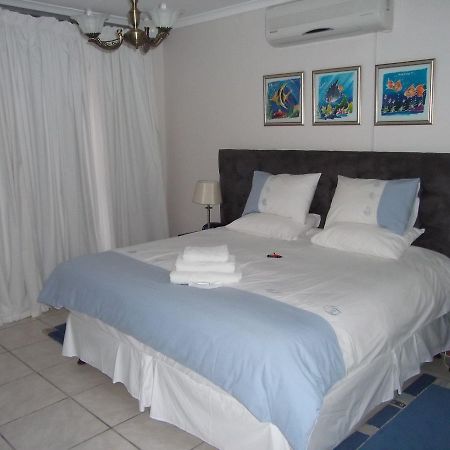 Scorpio Guest House Vredenburg Εξωτερικό φωτογραφία
